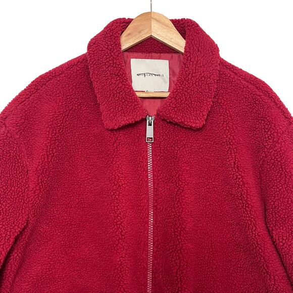 American Eagle Sherpa Jacket Sz M Red Full Zip Lined Collard Pockets Winter - Picture 2 of 8